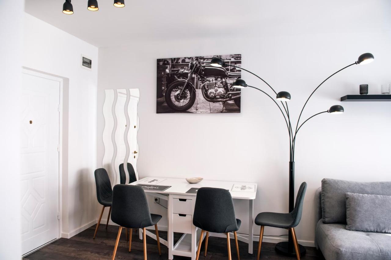 Anavrin apartman- csendes lakás a belváros közepén Apartamento Pécs Exterior foto