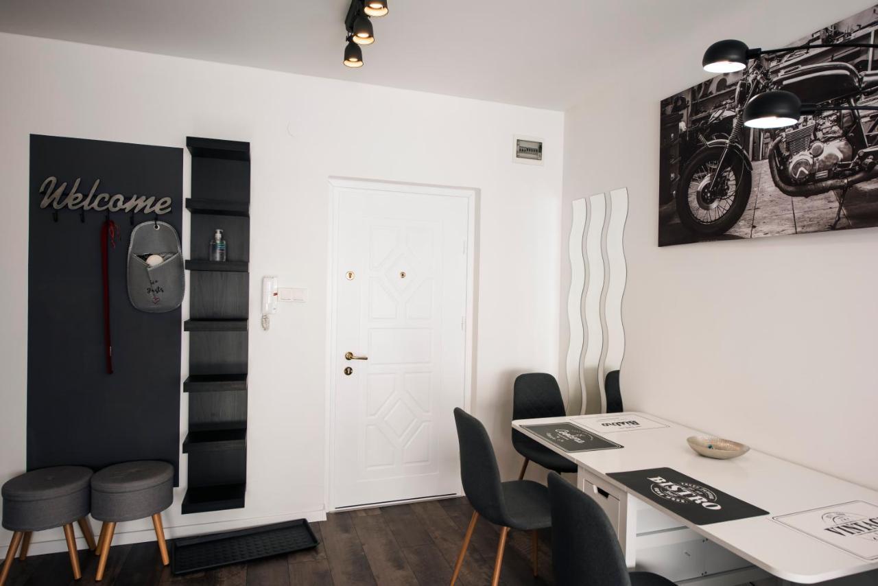 Anavrin apartman- csendes lakás a belváros közepén Apartamento Pécs Exterior foto