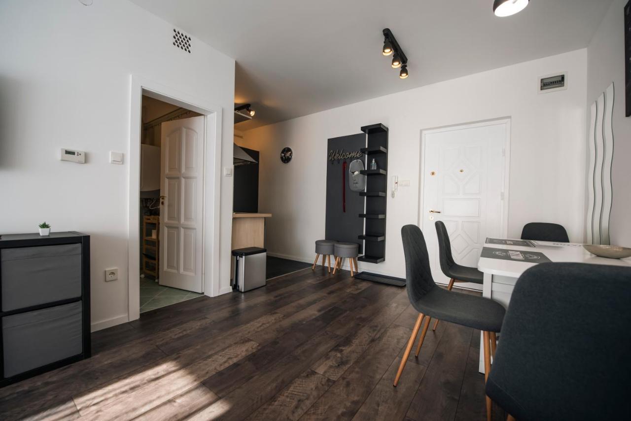 Anavrin apartman- csendes lakás a belváros közepén Apartamento Pécs Exterior foto